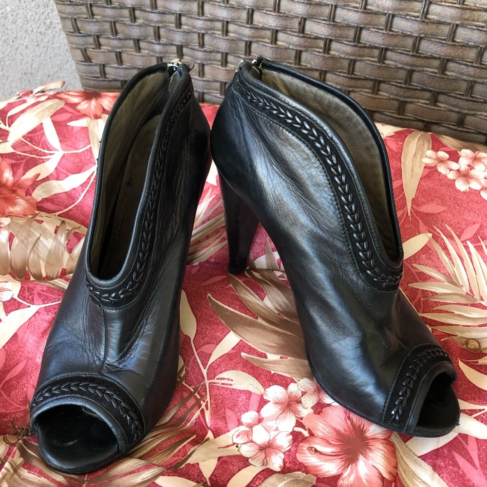 Vince Camuto Heels